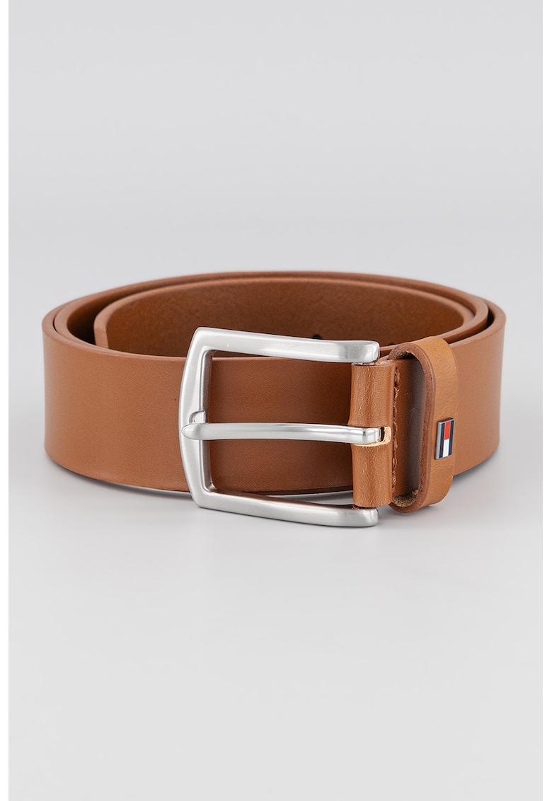 Curea de piele cu catarama metalica