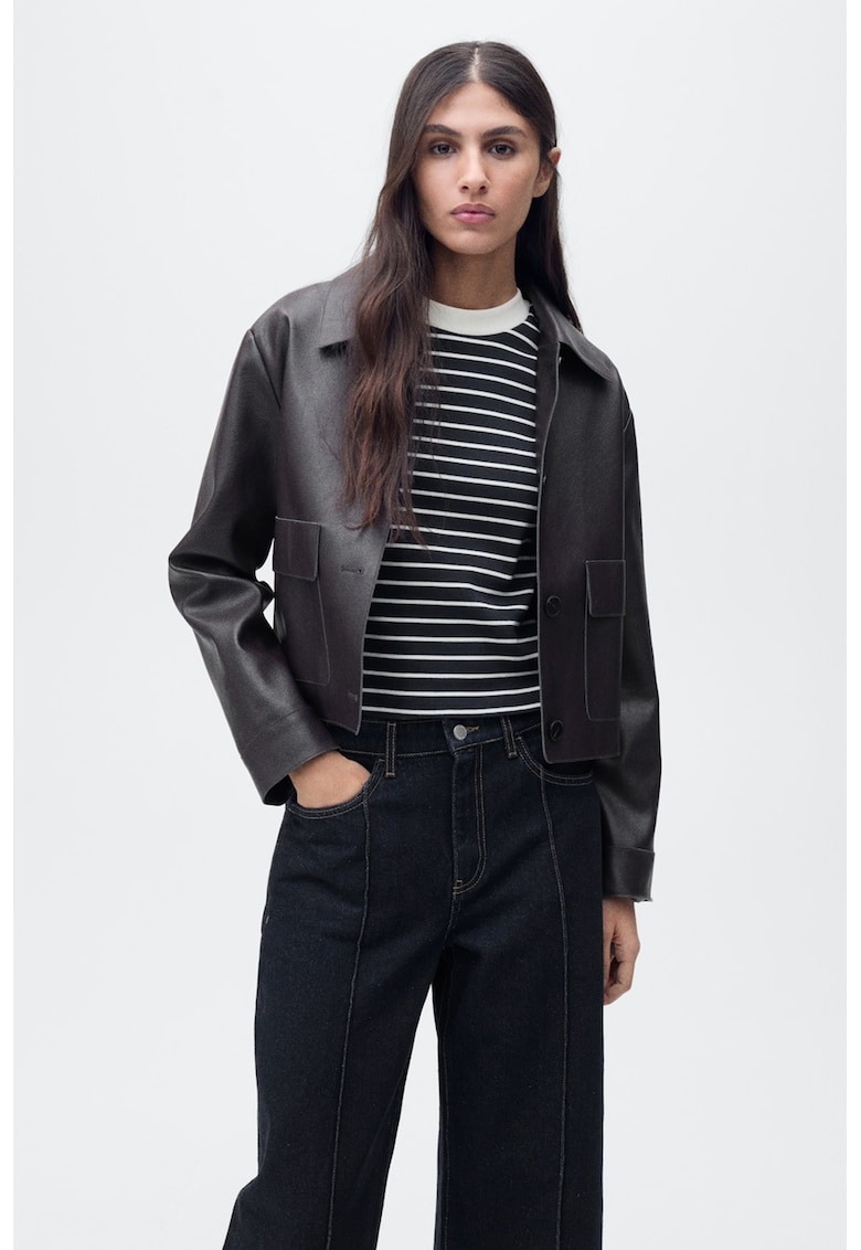 Blugi crop cu cusaturi contrastante