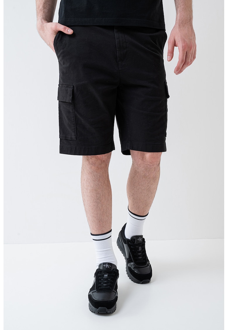 Pantaloni scurti cargo cu buzunare multiple