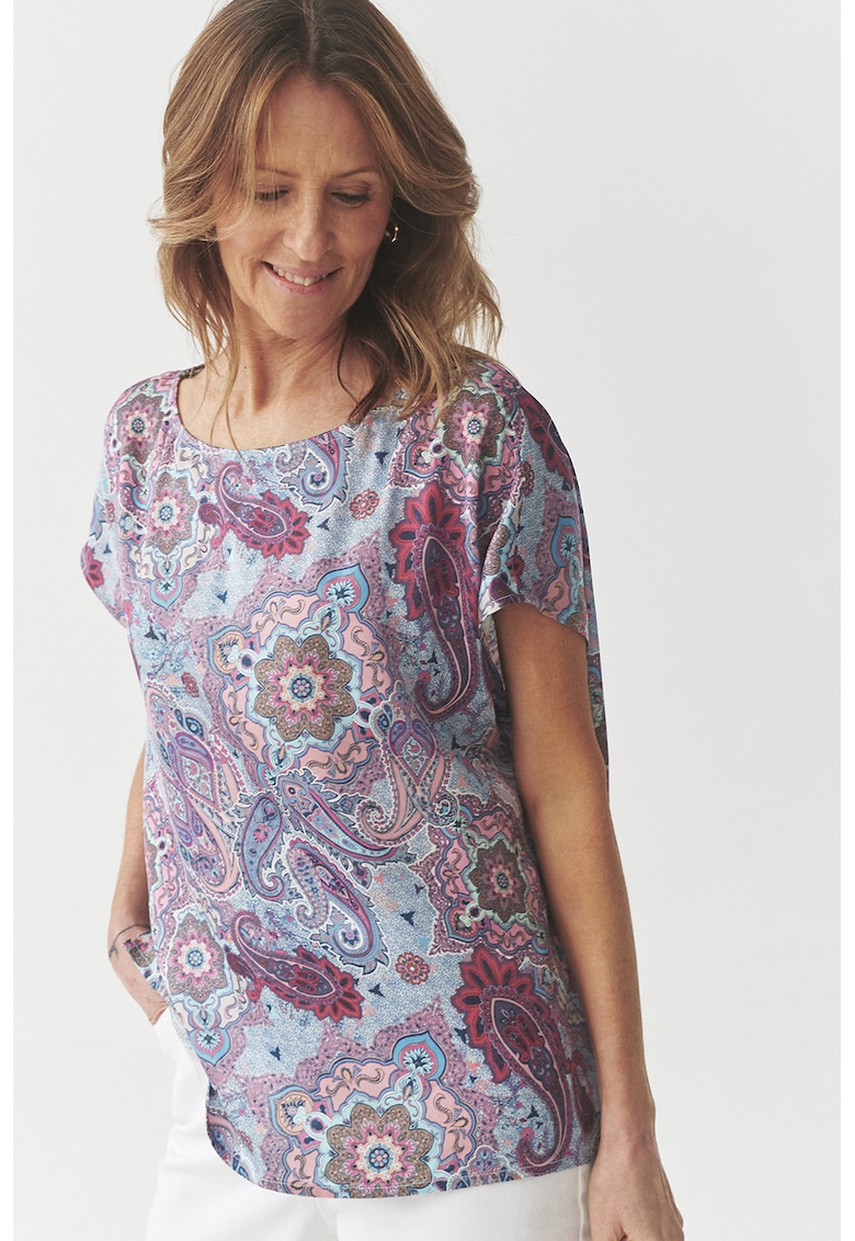 Bluza cu maneci scurte si model