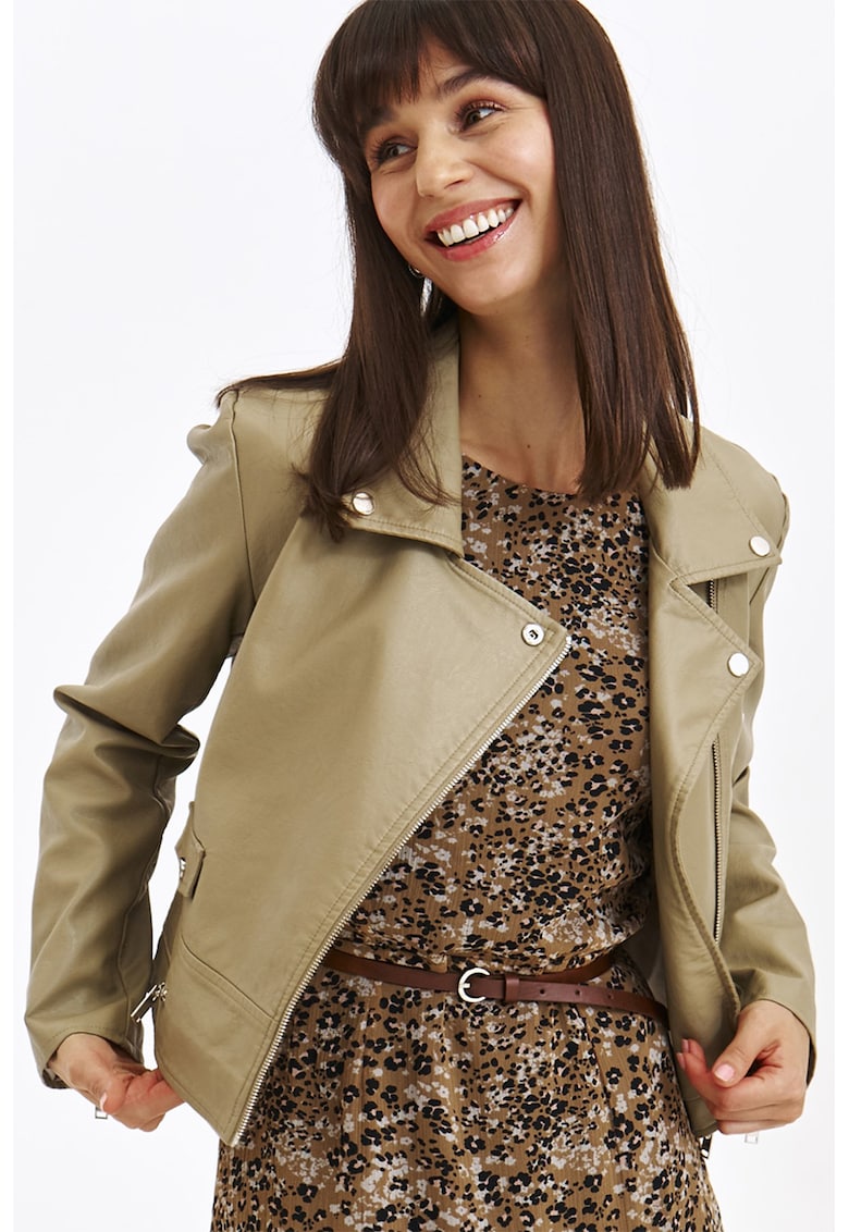 Jacheta de piele ecologica si slituri cu fermoar