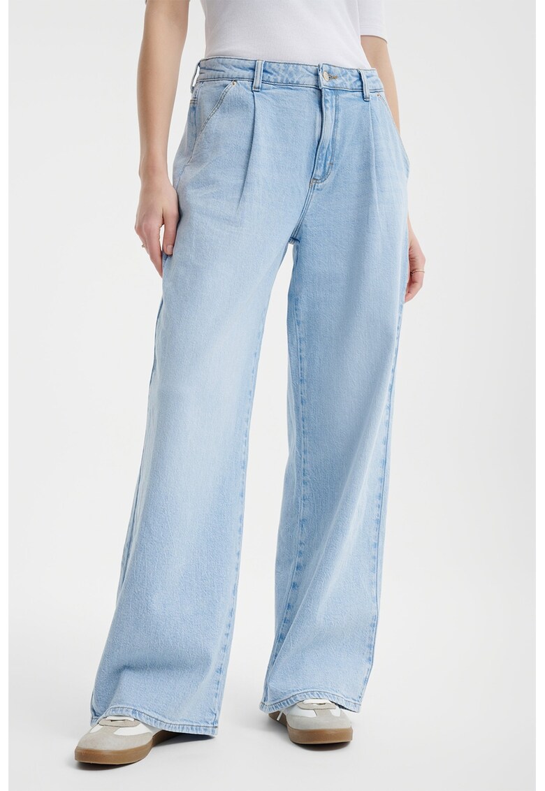 Blugi cu croiala ampla - Albastru pastel