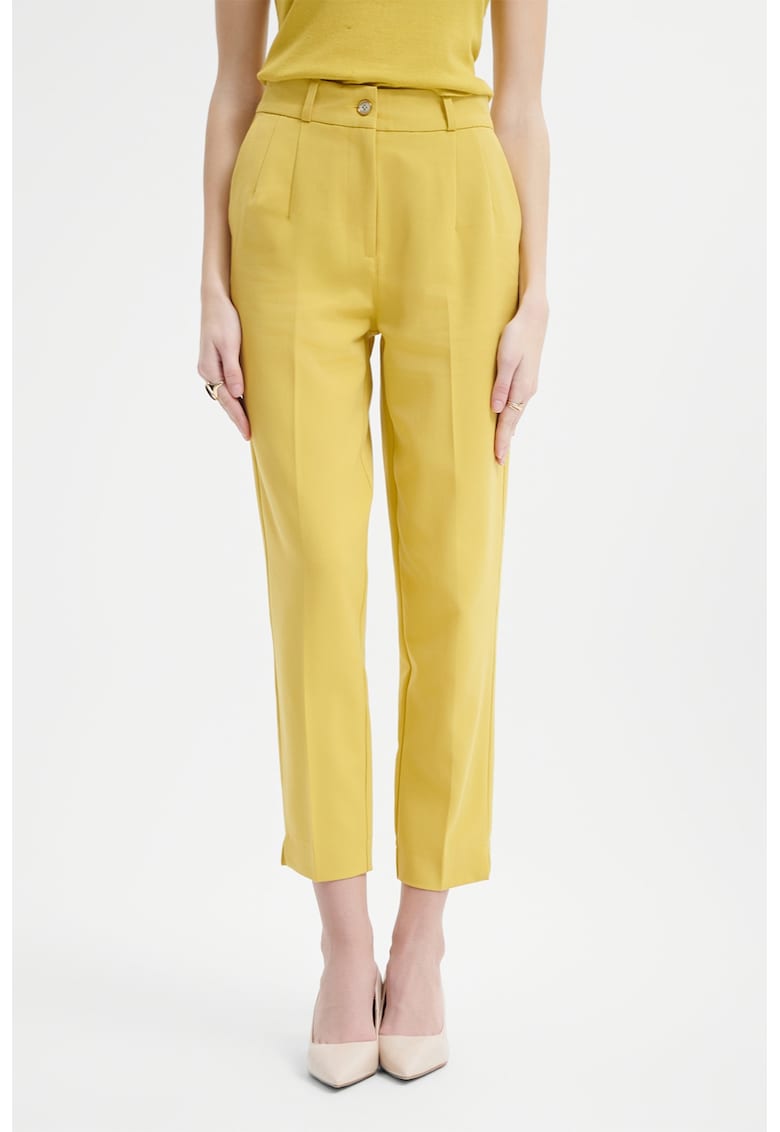 Pantaloni crop eleganti cu pensa