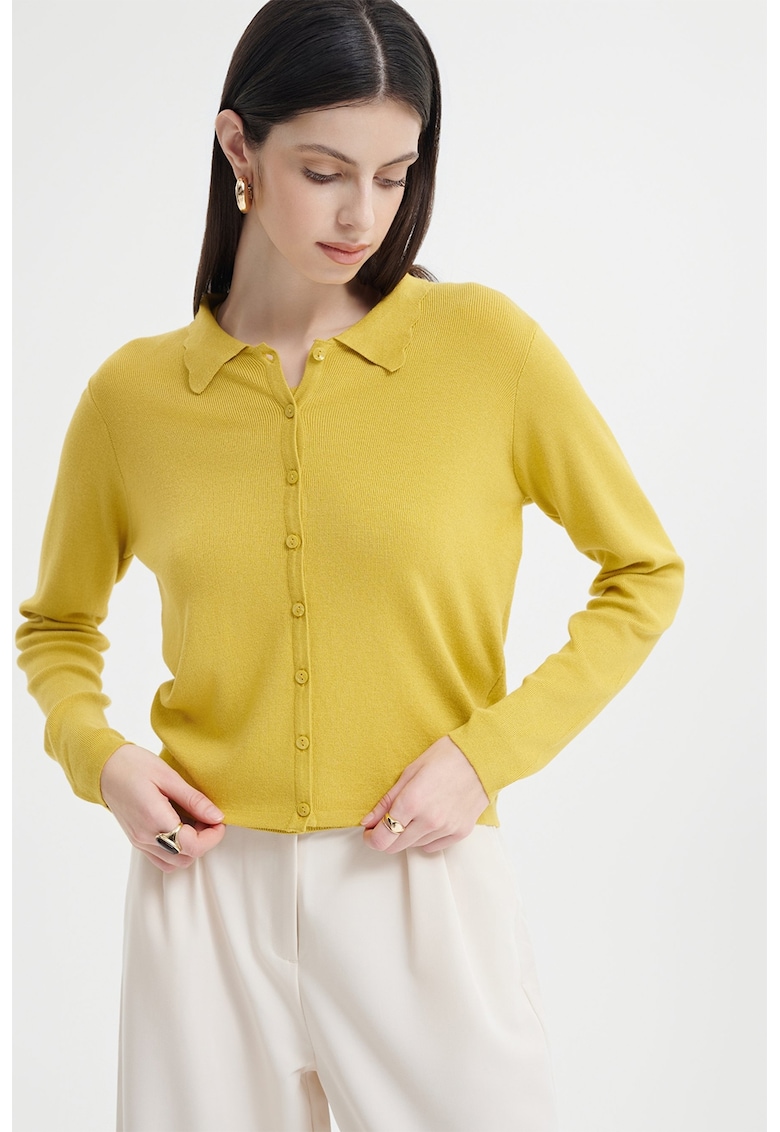 Cardigan cu guler ascutit Cardigan cu guler ascutit