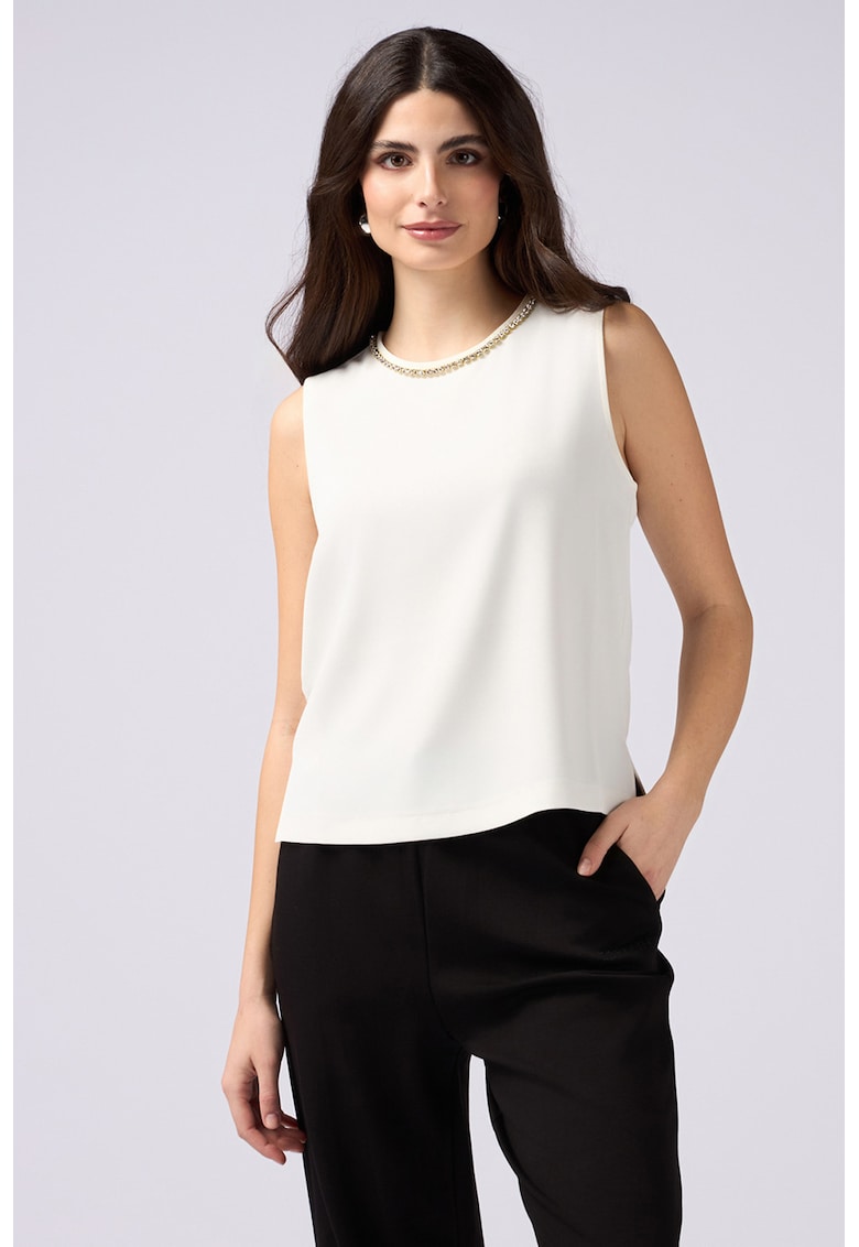 Tricou fara maneci cu detaliu cu lant