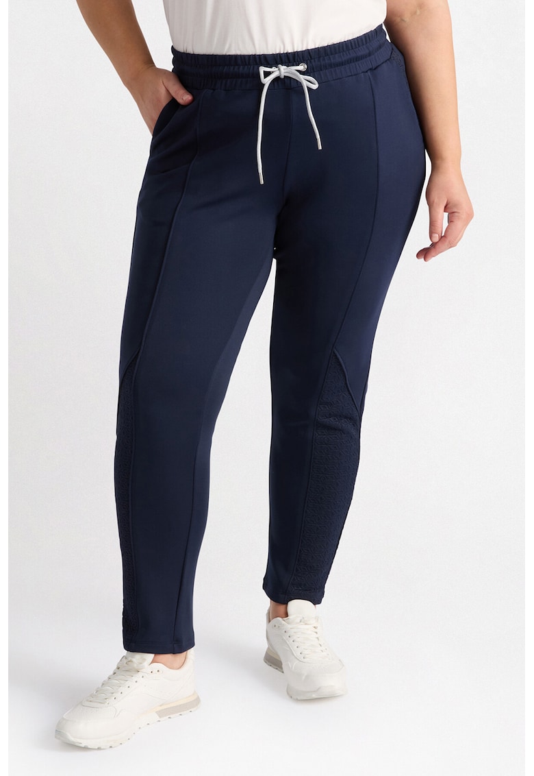 Pantaloni de trening cu snur de ajustare in talie