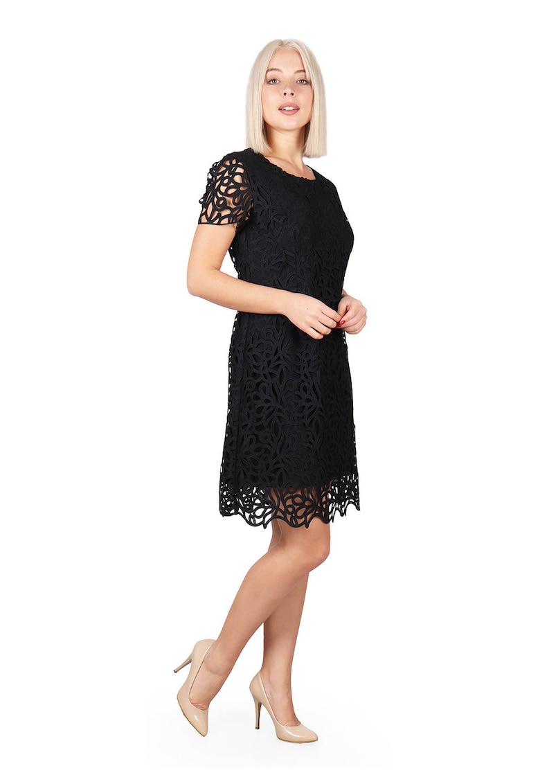 Rochie cu broderie