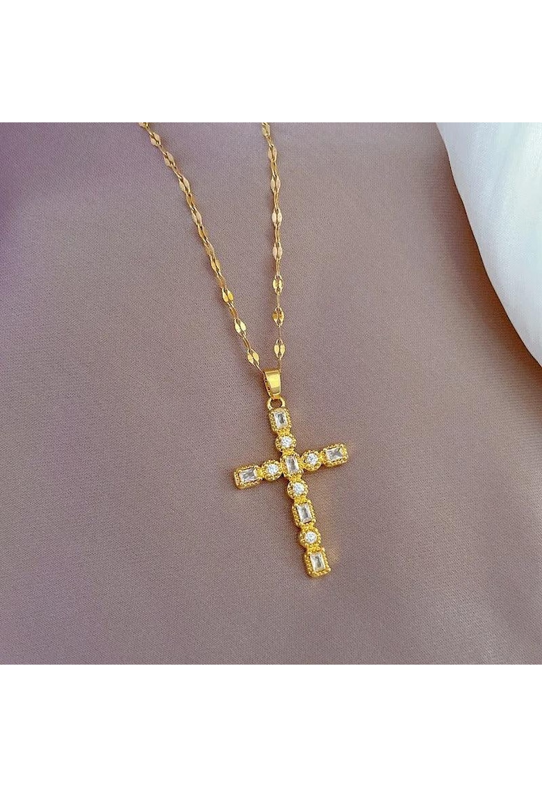 Colier auriu - din otel inoxidabil - cu pandantiv cruciulita si pietre - suflat cu aur 18k - Bernice C11