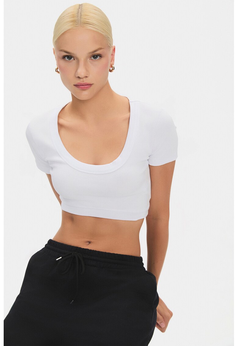 Tricou crop cu decolteu rotund - Alb