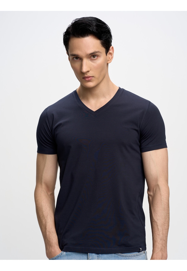 Tricou simplu cu guler în V - Bleumarin