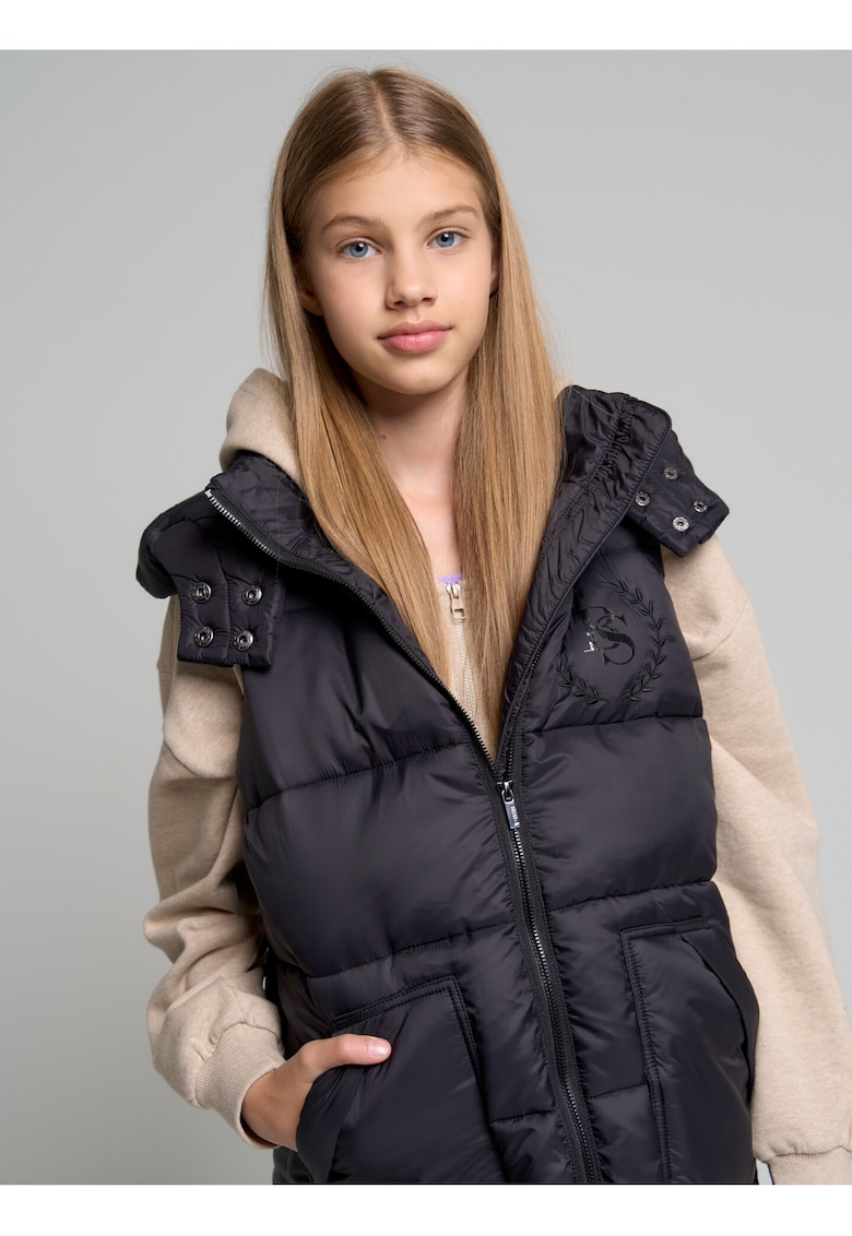 Vesta matlasata din nailon cu gluga Shreen