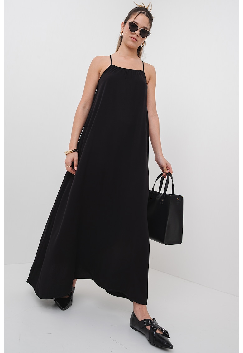 Rochie lunga cu decolteu patrat