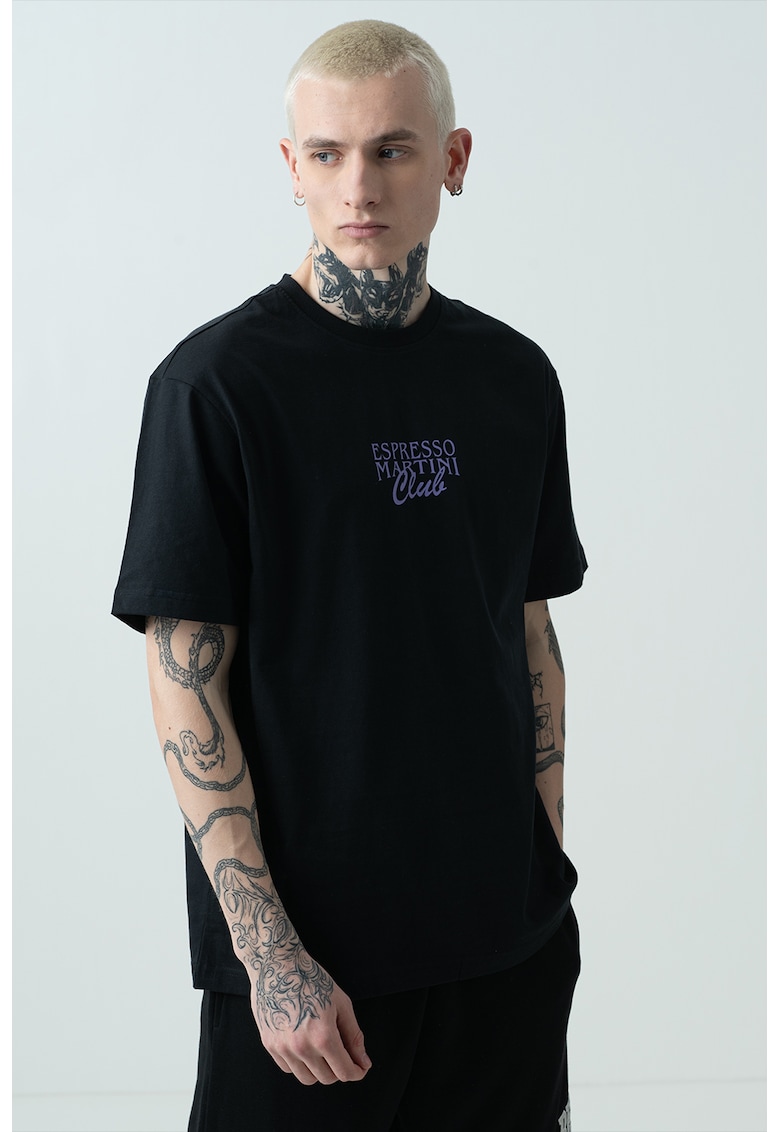 Tricou de bumbac organic cu model grafic Tricou de bumbac organic cu model grafic