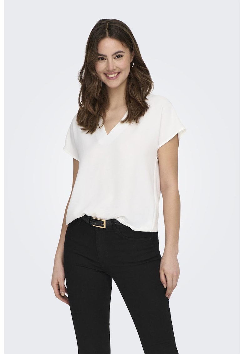 Tricou lejer cu decolteu in V Tricou lejer cu decolteu in V