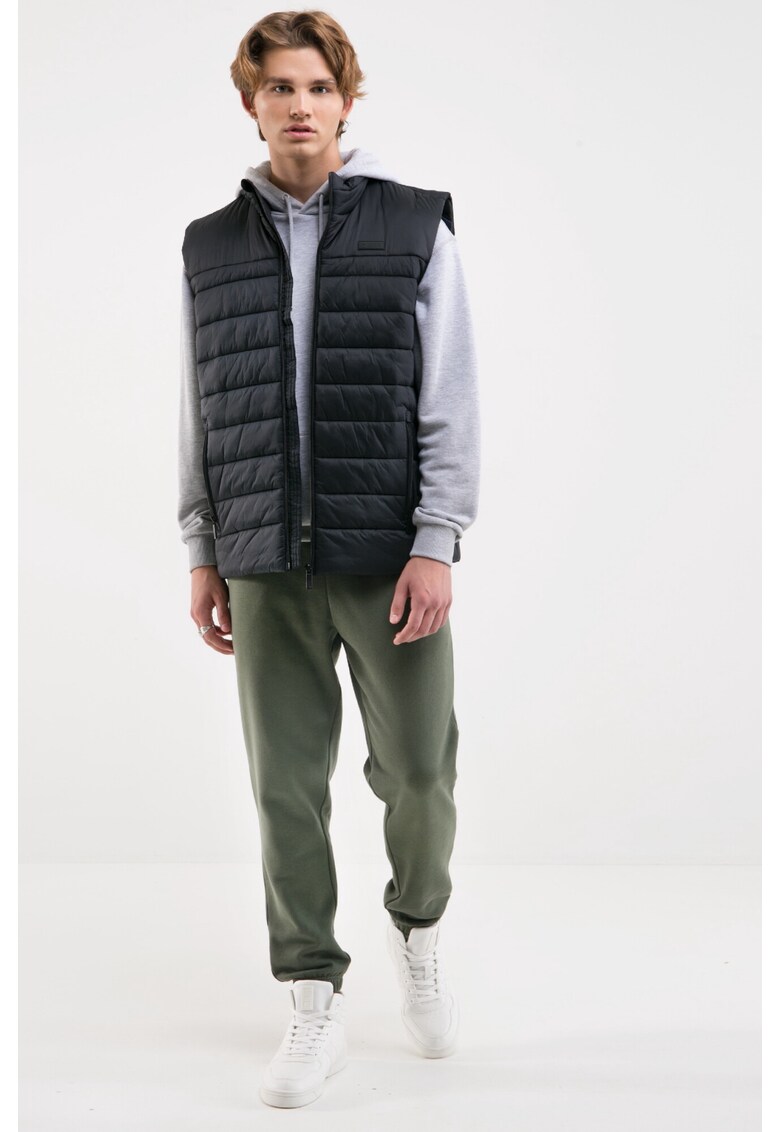 Vesta matlasata cu guler Legelan 906