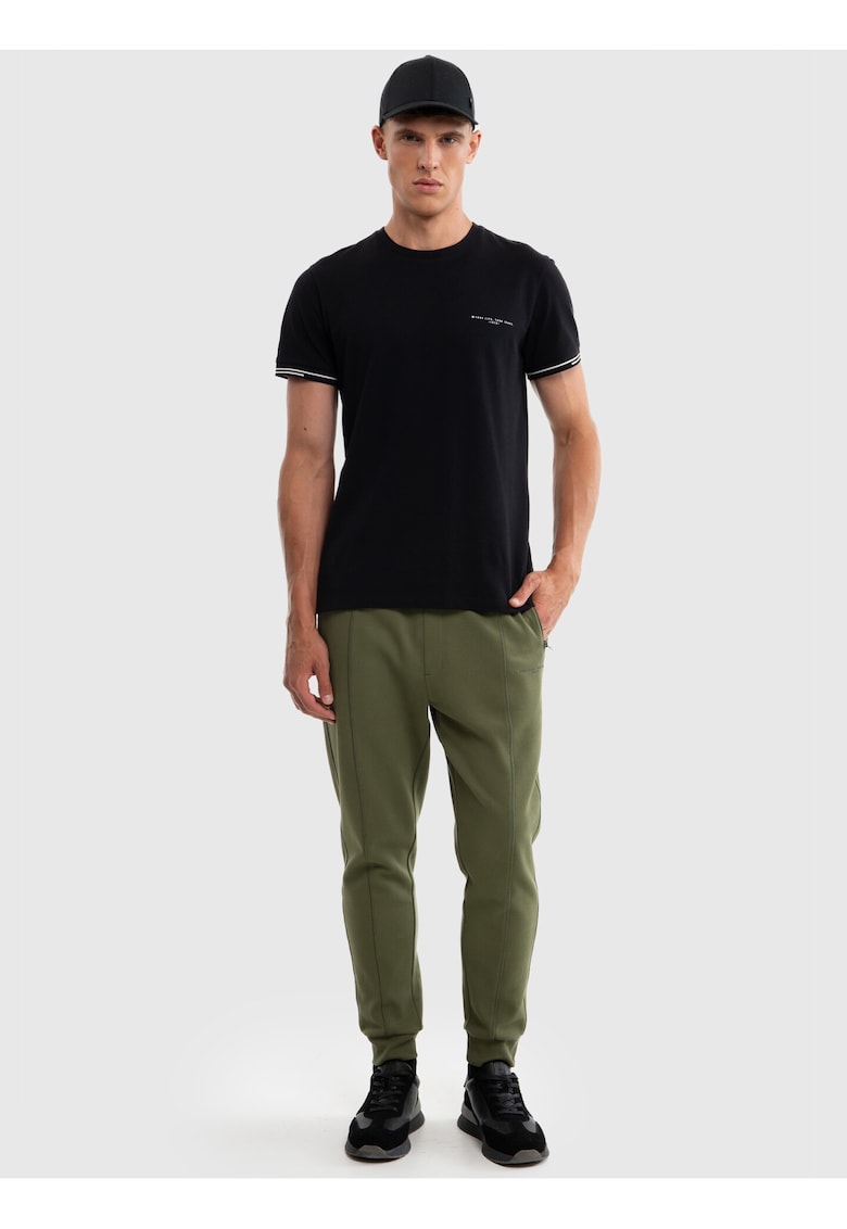 Tricou de bumbac cu imprimeu text discret Wlader