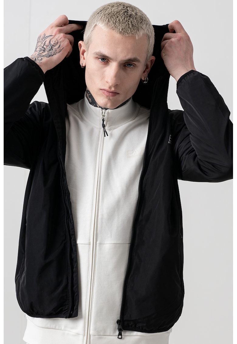 Jacheta cu fermoar si imprimeu logo pe piept