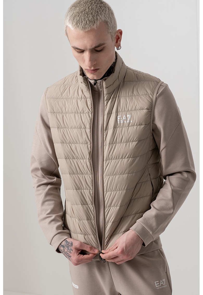 Vesta cu umplutura de puf si logo