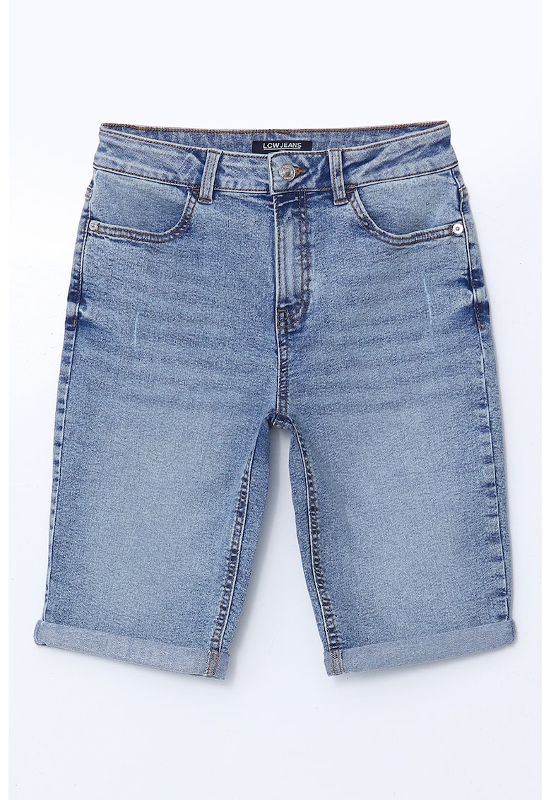 Bermude cu aspect decolorat