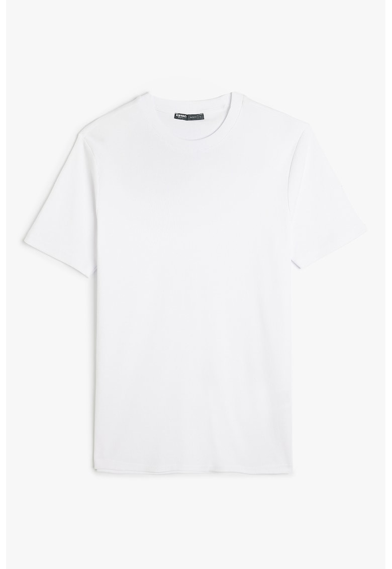 Tricou cu decolteu la baza gatului si striatii