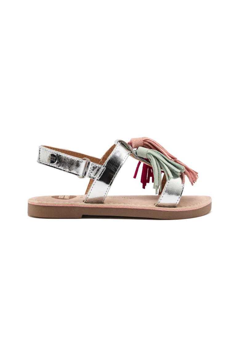 Sandale cu aspect metalizat si canafi