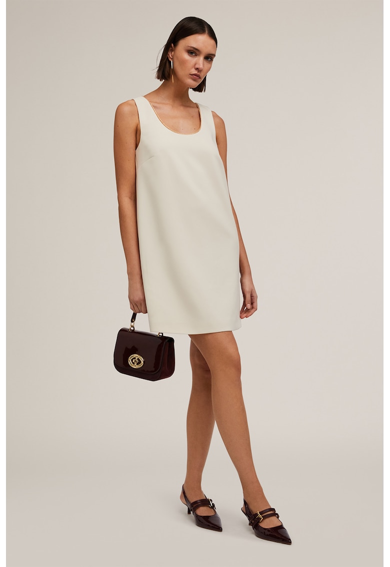 Rochie scurta cu detaliu din lant