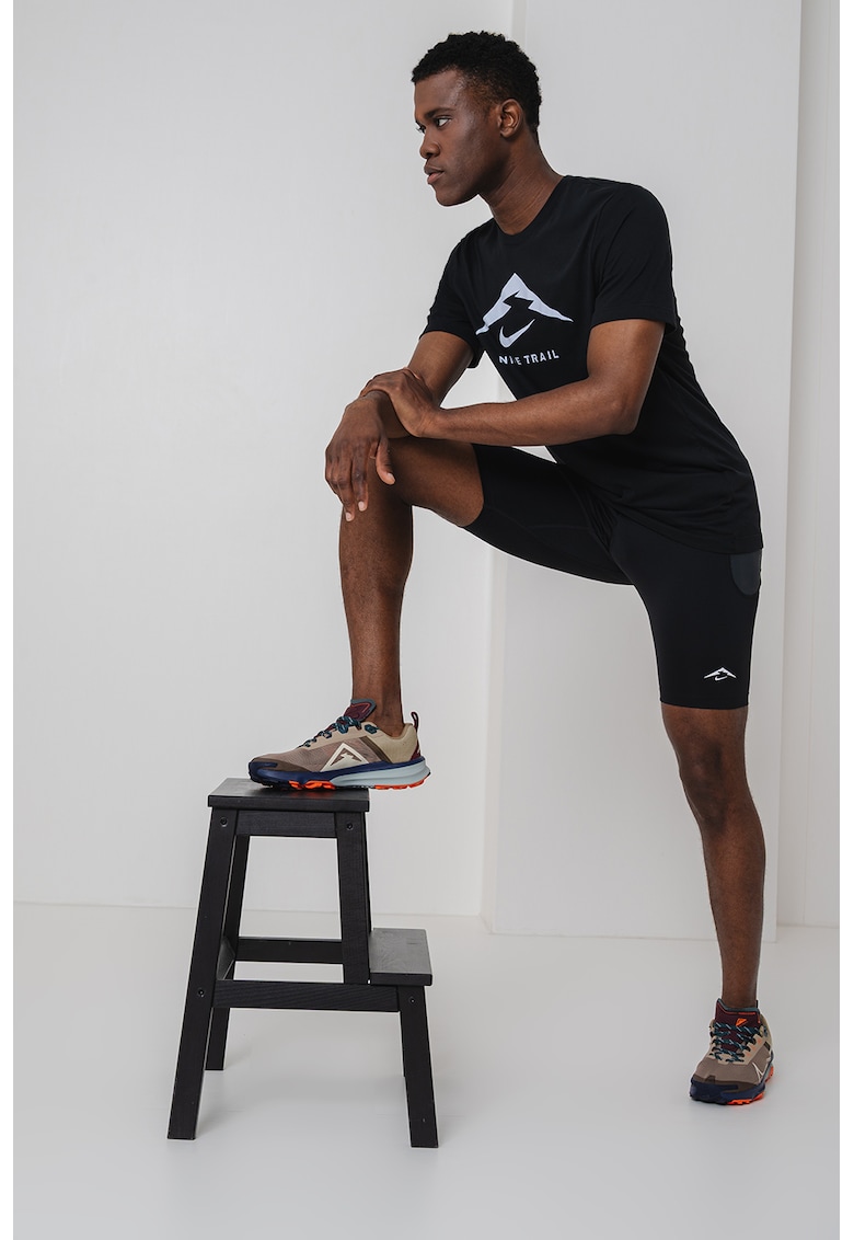 Tricou cu tehnologie Dri-FIT - pentru alergare