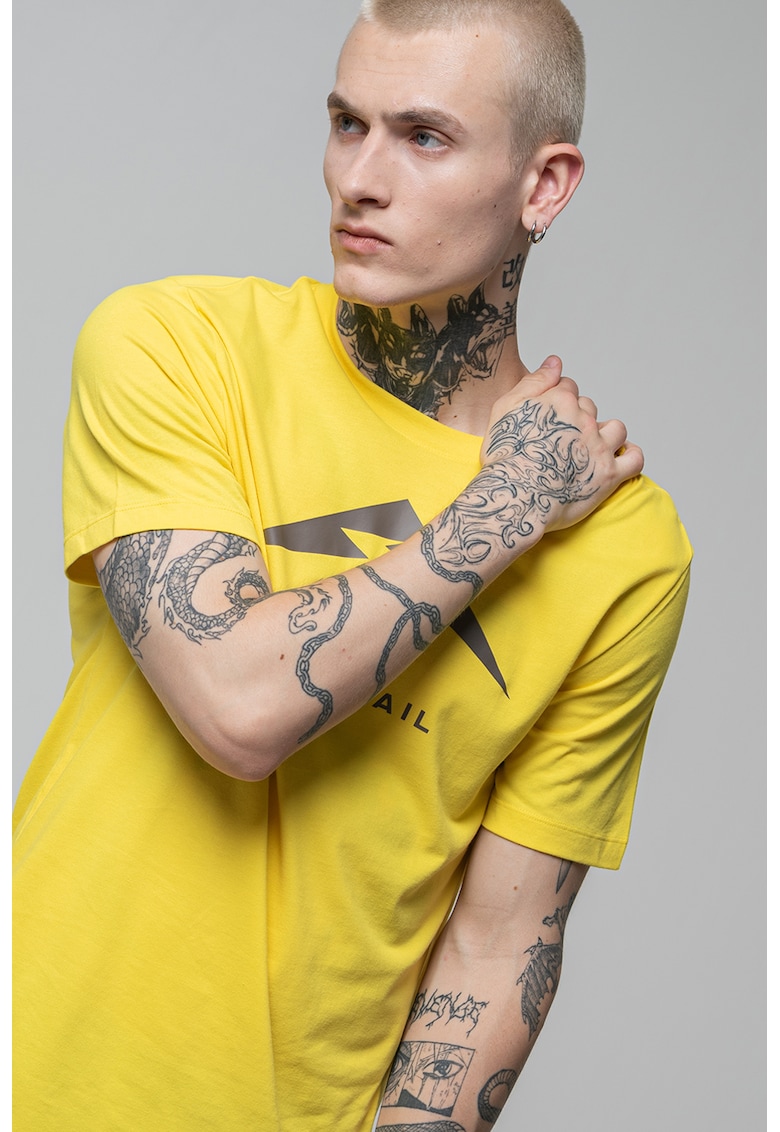 Tricou cu tehnologie Dri-FIT - pentru alergare