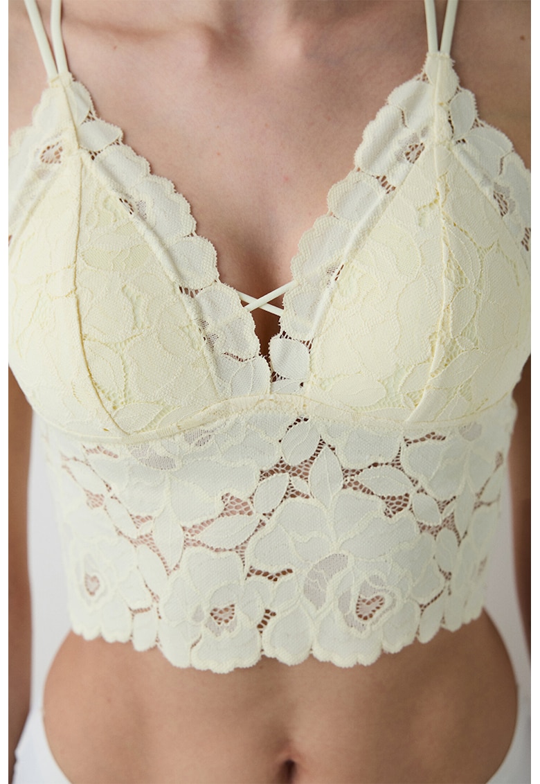 Bustiera din dantela cu burete