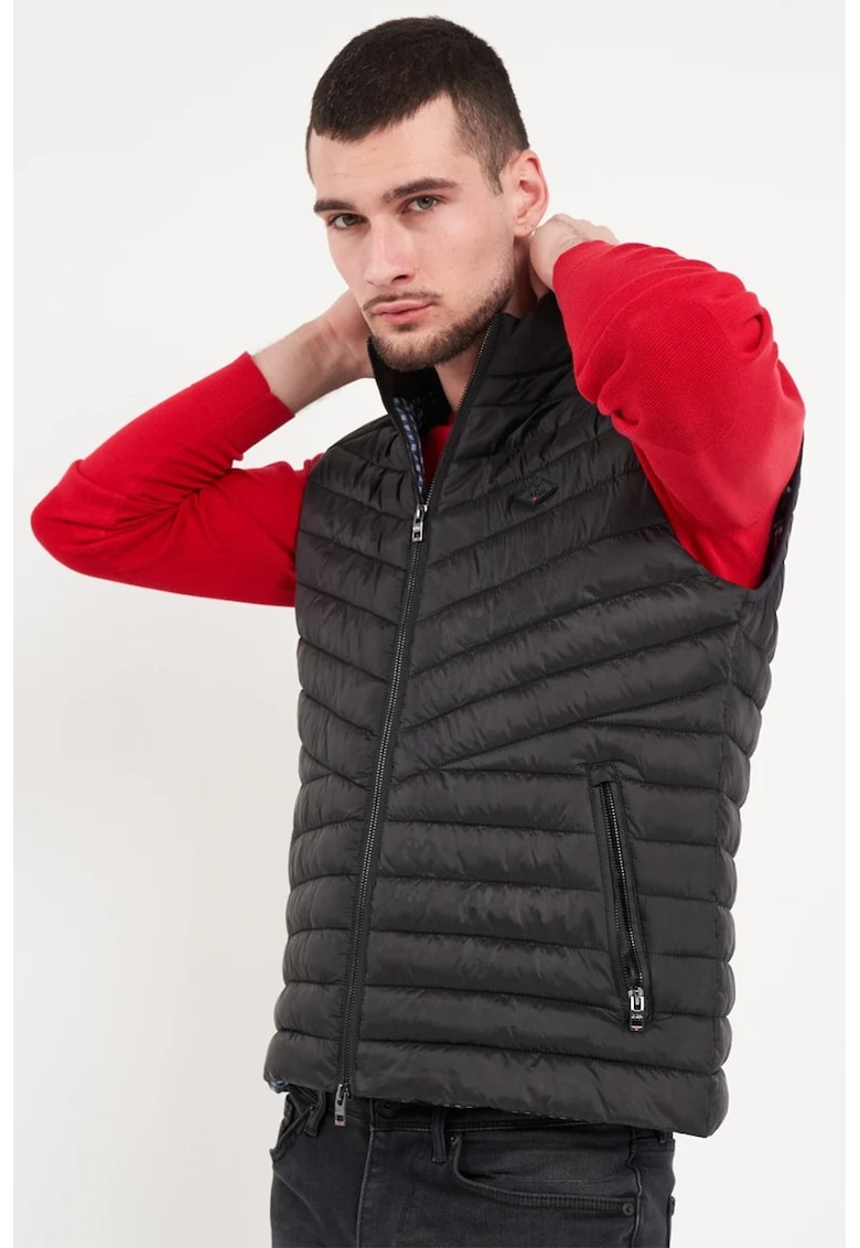 Vesta cu aspect matlasat si fermoar