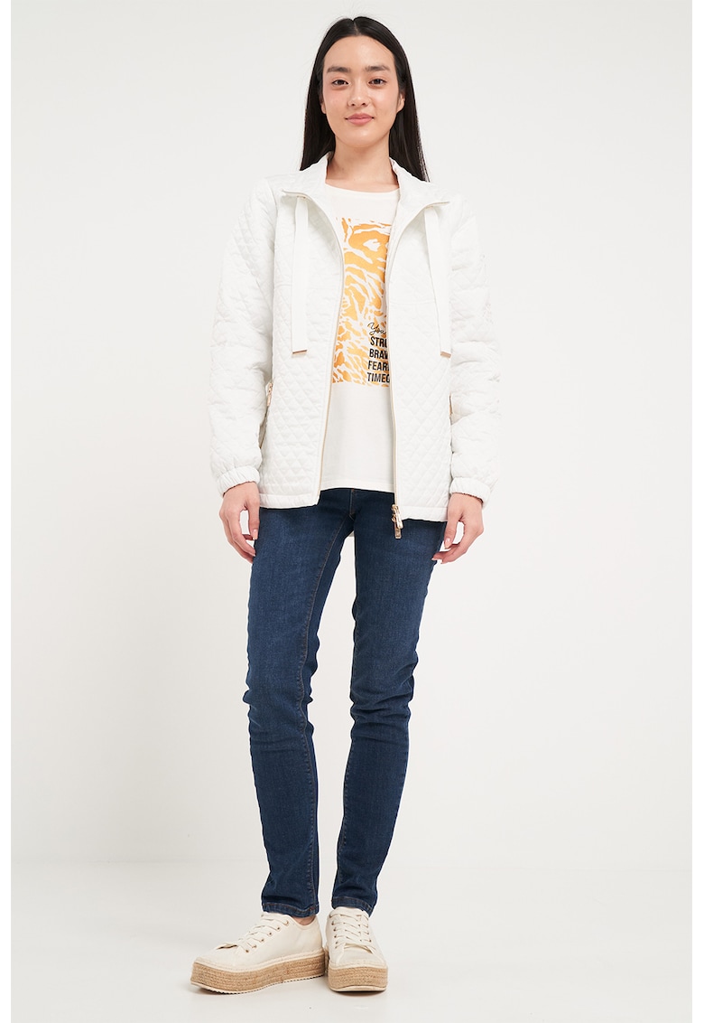 Jacheta matlasata cu buzunare laterale