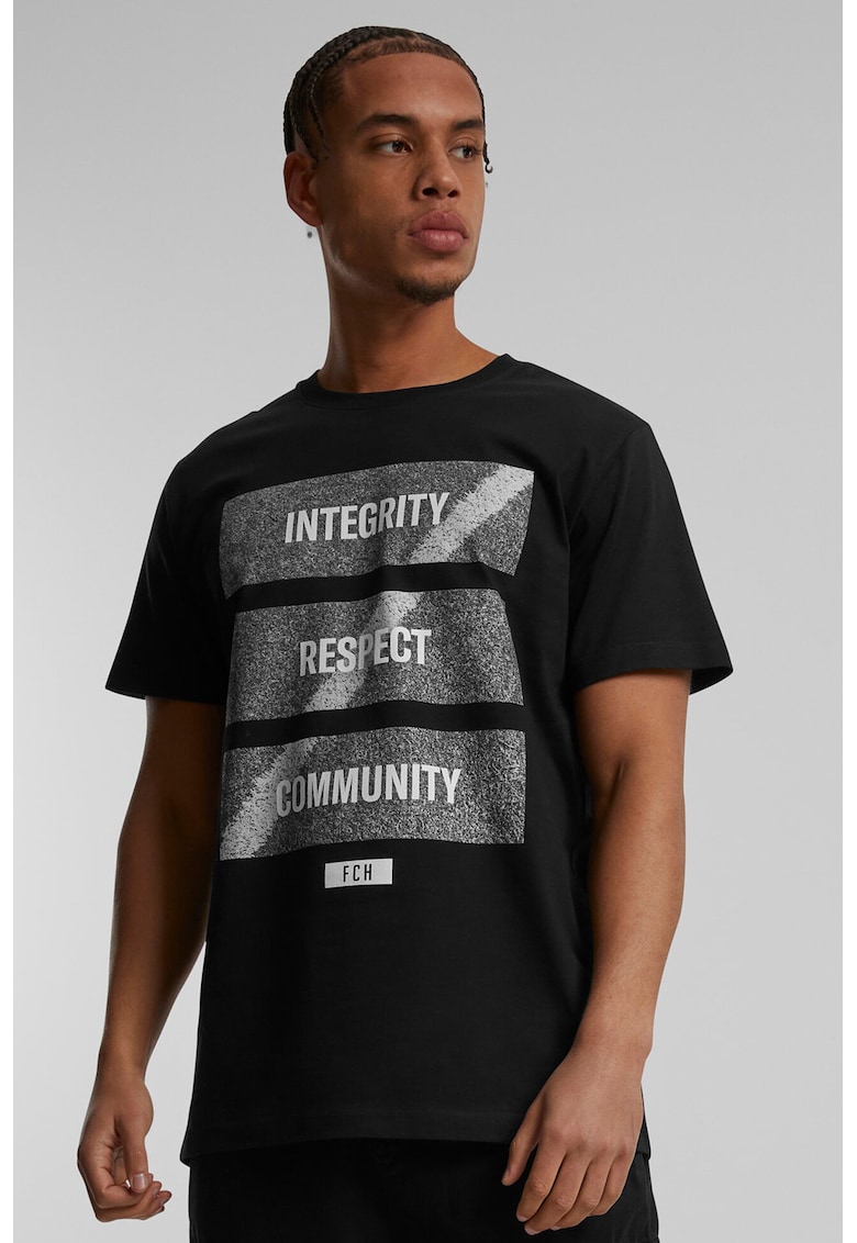 Tricou regular fit cu decolteu la baza gatului Tricou regular fit cu decolteu la baza gatului