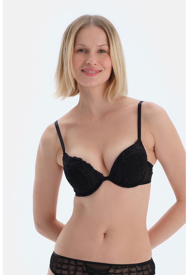 Sutien push-up cu bretele ajustabile