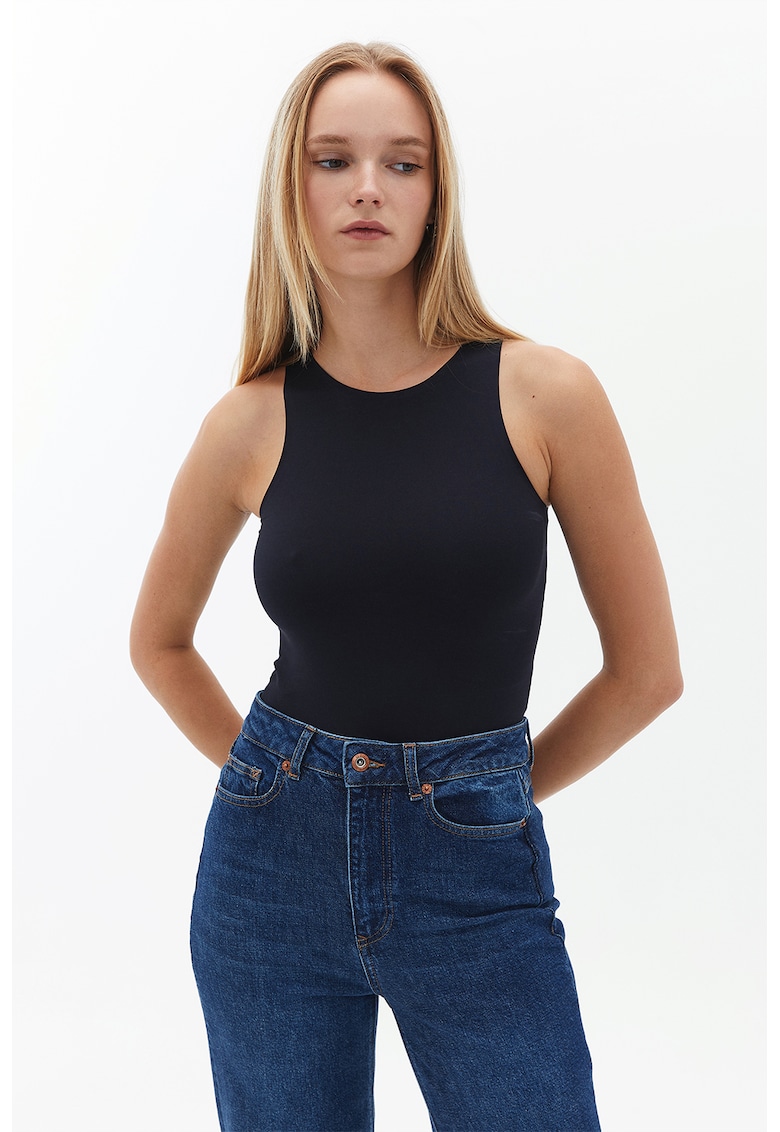 Body slim fit fara maneci