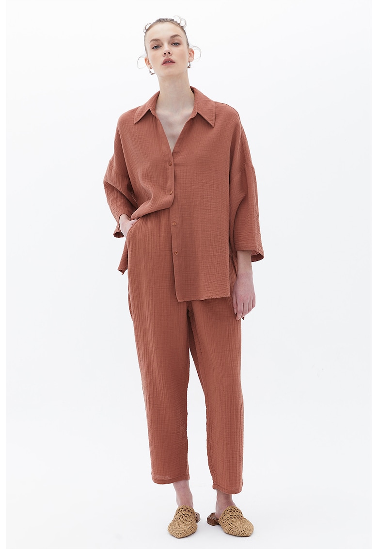 Pantaloni crop cu talie inalta