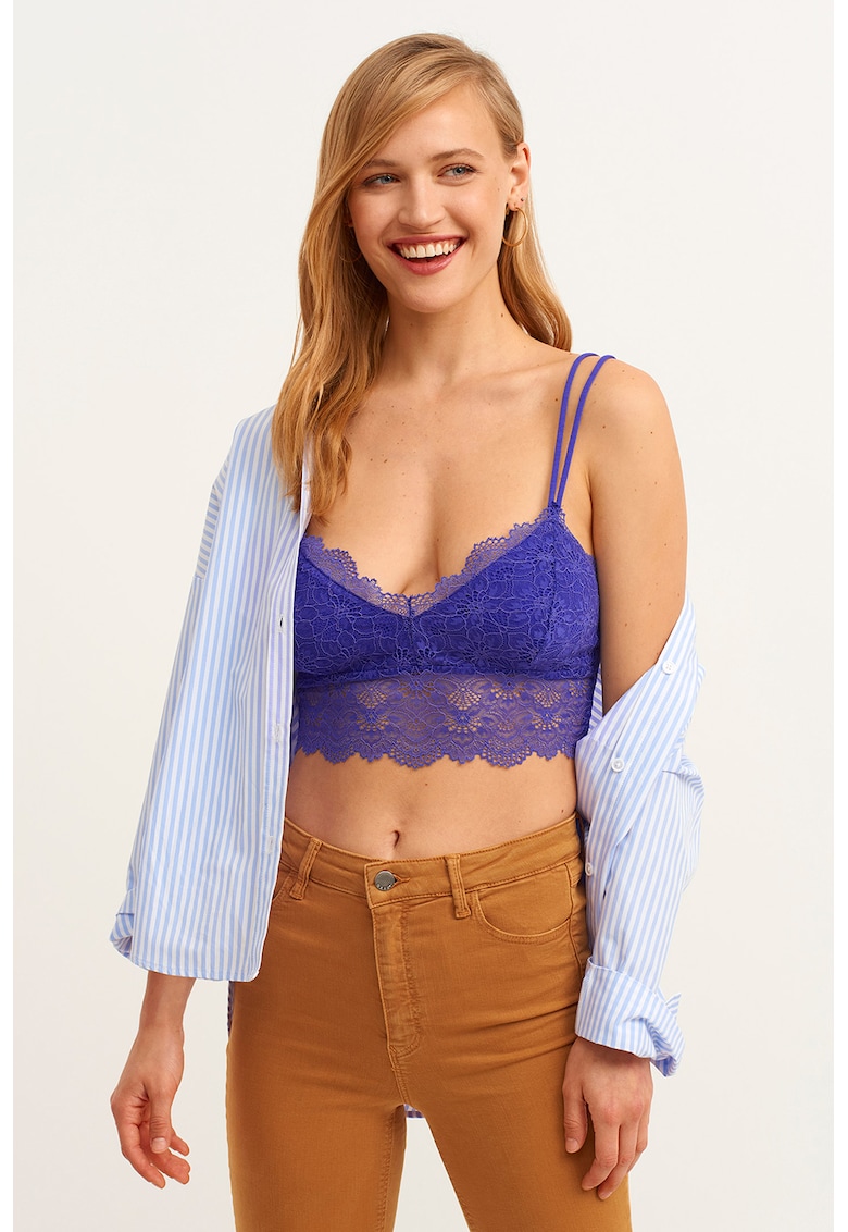 Top din dantela cu bretele inguste