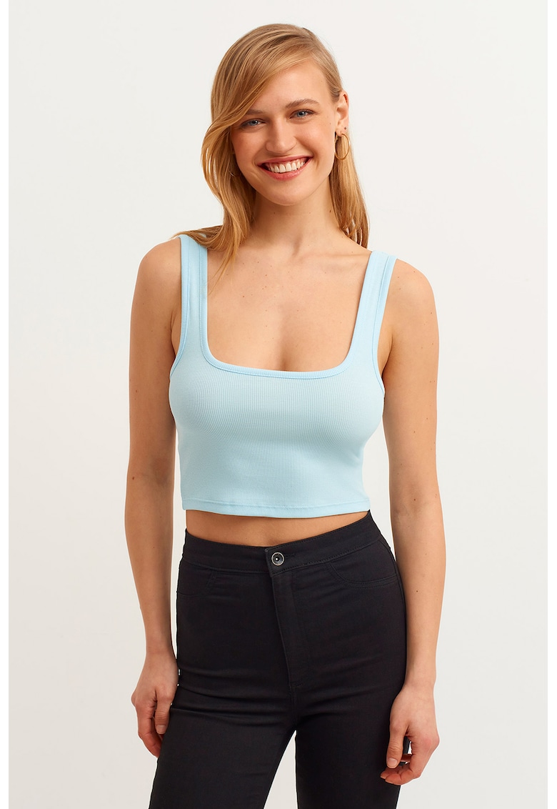 Top crop cu model striat
