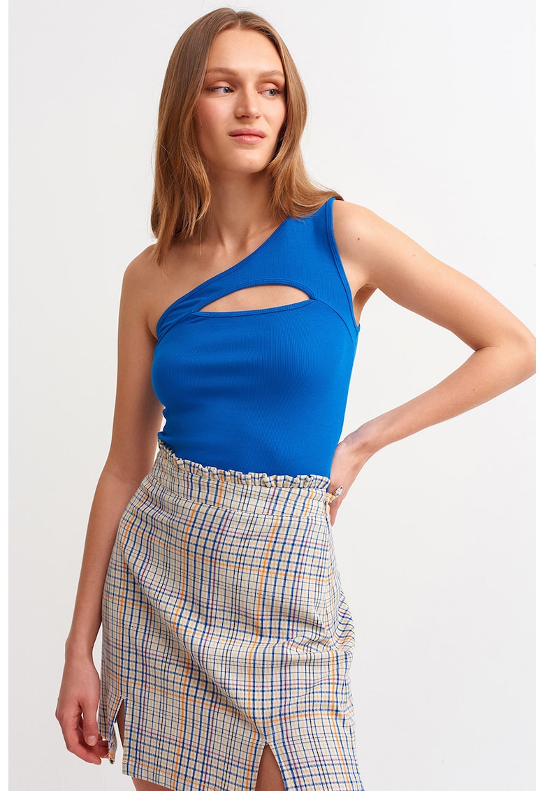 Top striat cu decolteu pe un umar Top striat cu decolteu pe un umar