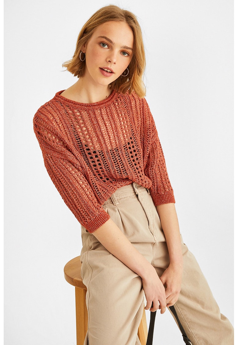 Pulover cu model cu perforatii Bukbisjur