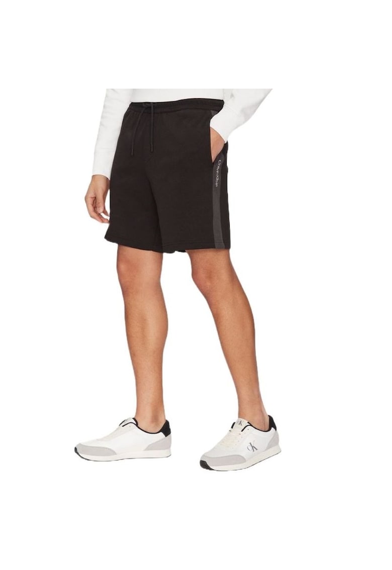 Sort LOGO TAPE SHORT-J30J327246-BEH