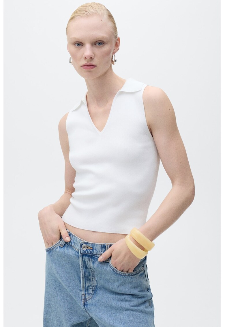 Top striat cu decolteu in V - Alb optic