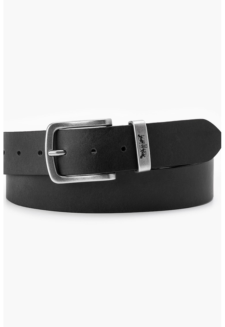 Curea de piele intoarsa cu catarama metalica