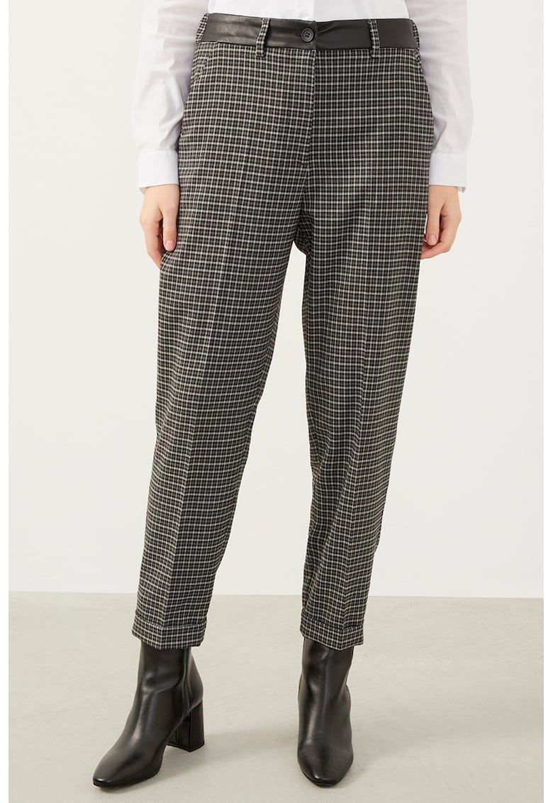 Pantaloni crop cu pliuri si model - Negru/Alb murdar/Gri inchis