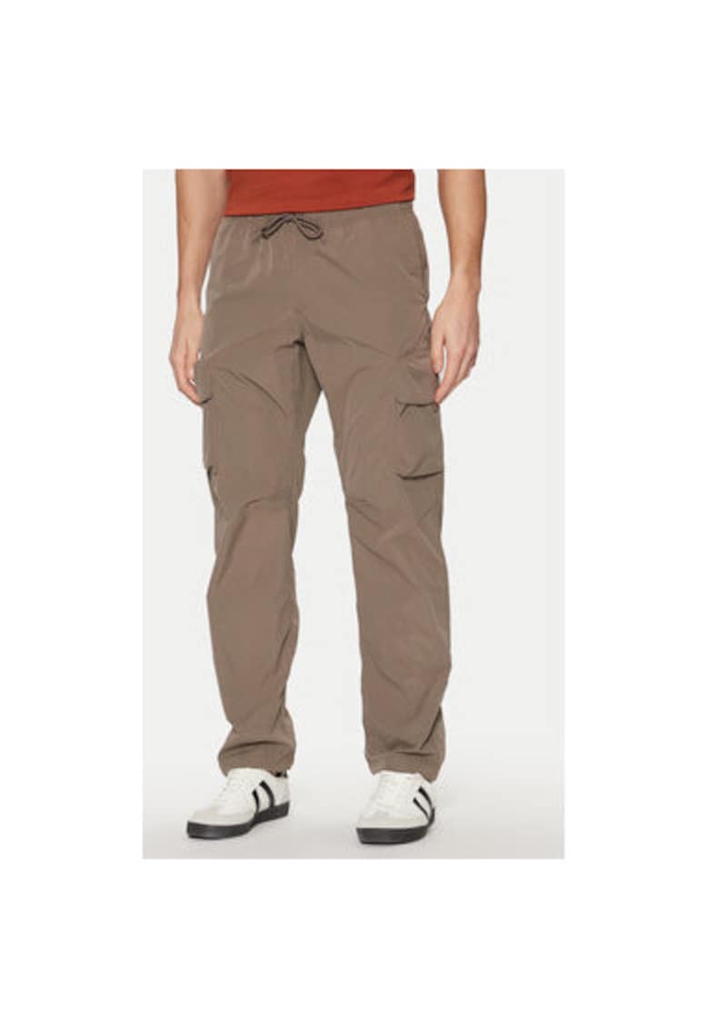 Pantaloni barbati -  304801204 - Poliester - Maro Pantaloni barbati -  304801204 - Poliester - Maro