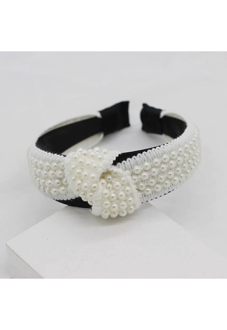 Bentita neagra - cu nod si perle albe - Princess C2 -