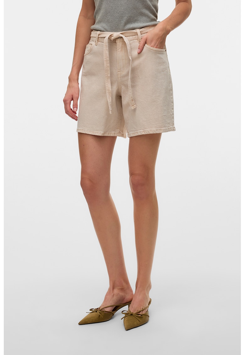 Blugi scurti cu cordon asortat