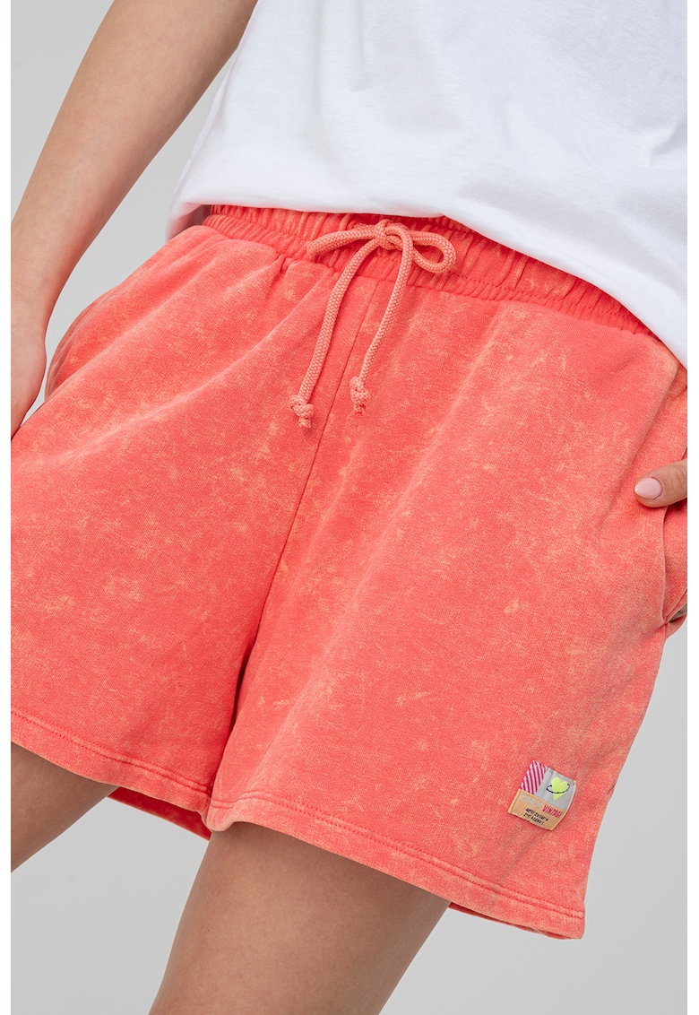 Pantaloni scurti cu snur si buzunare laterale