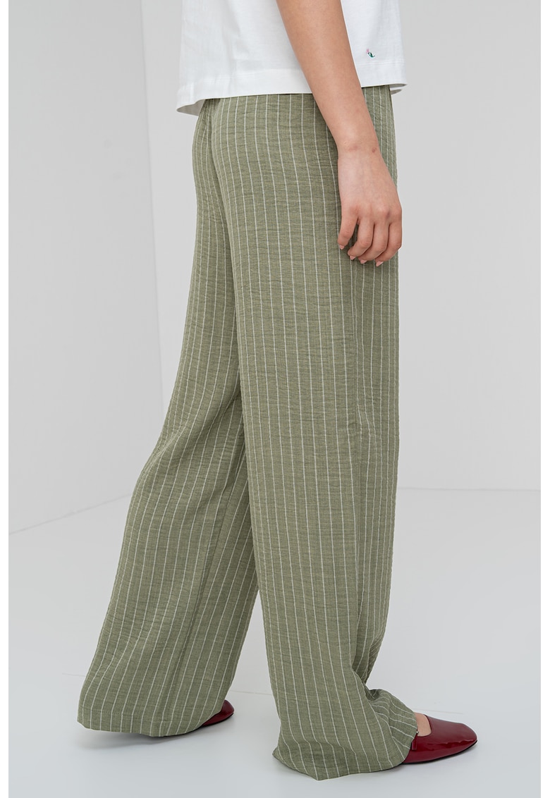 Pantaloni drepti cu dungi