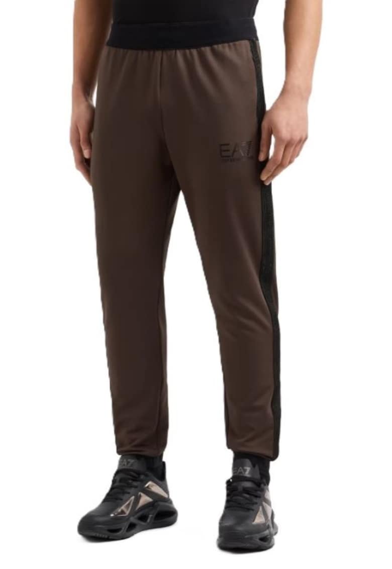 Pantaloni  pentru Lifestyle - M PANTS CH PL ST - 7M000310-AF13526-U6139 - Maro