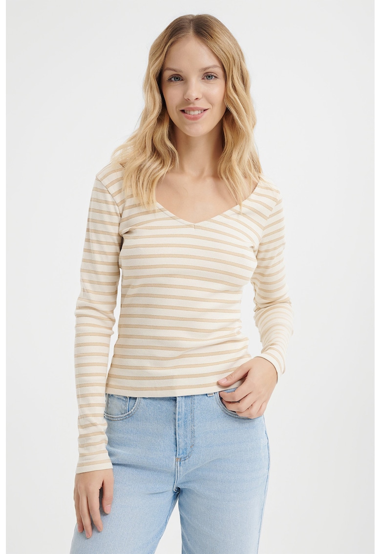 Bluza cu decolteu in V si dungi Bluza cu decolteu in V si dungi